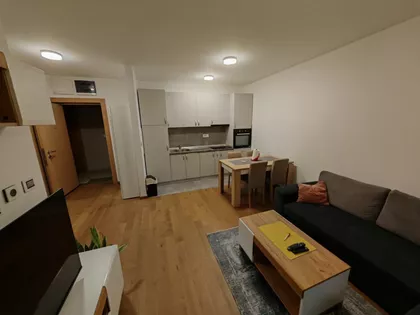 Adamovićevo Naselje | 4zida.rs