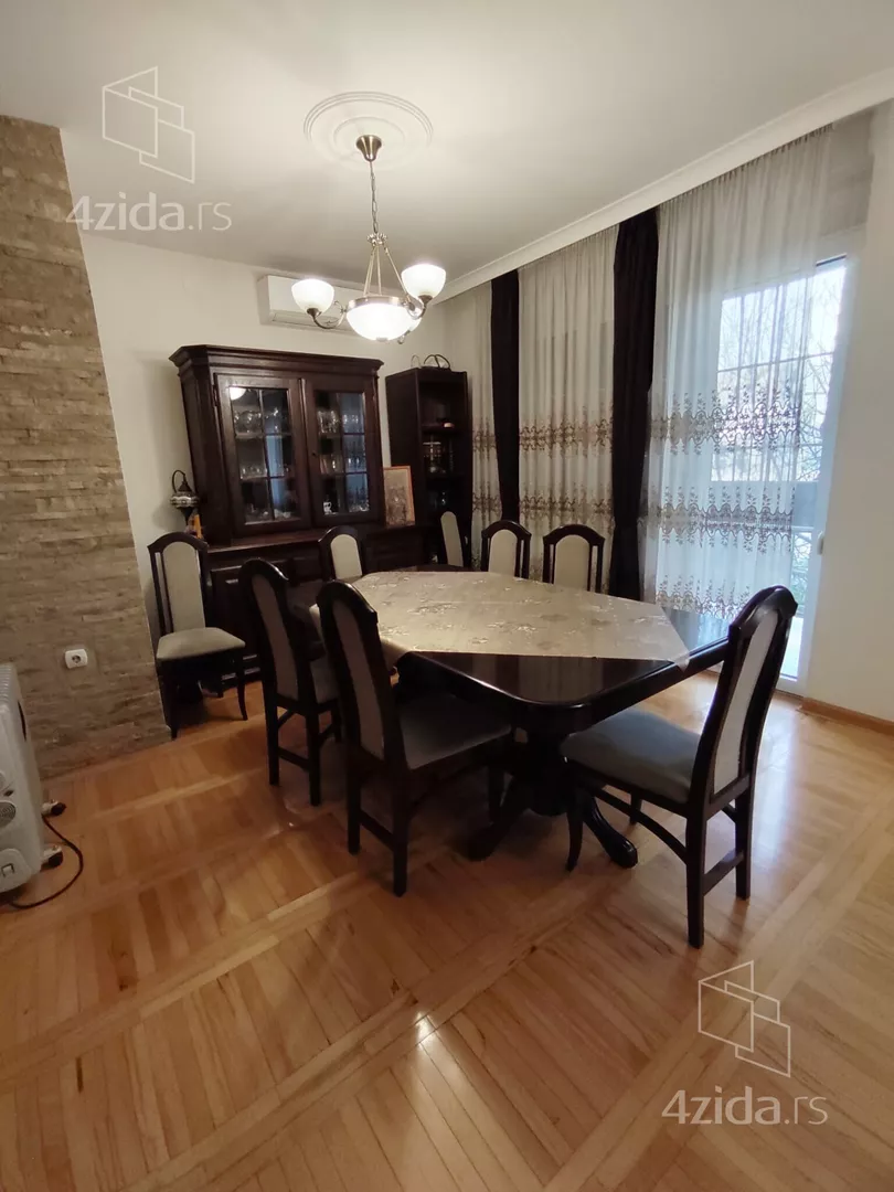 4-etažna kuća | 4zida