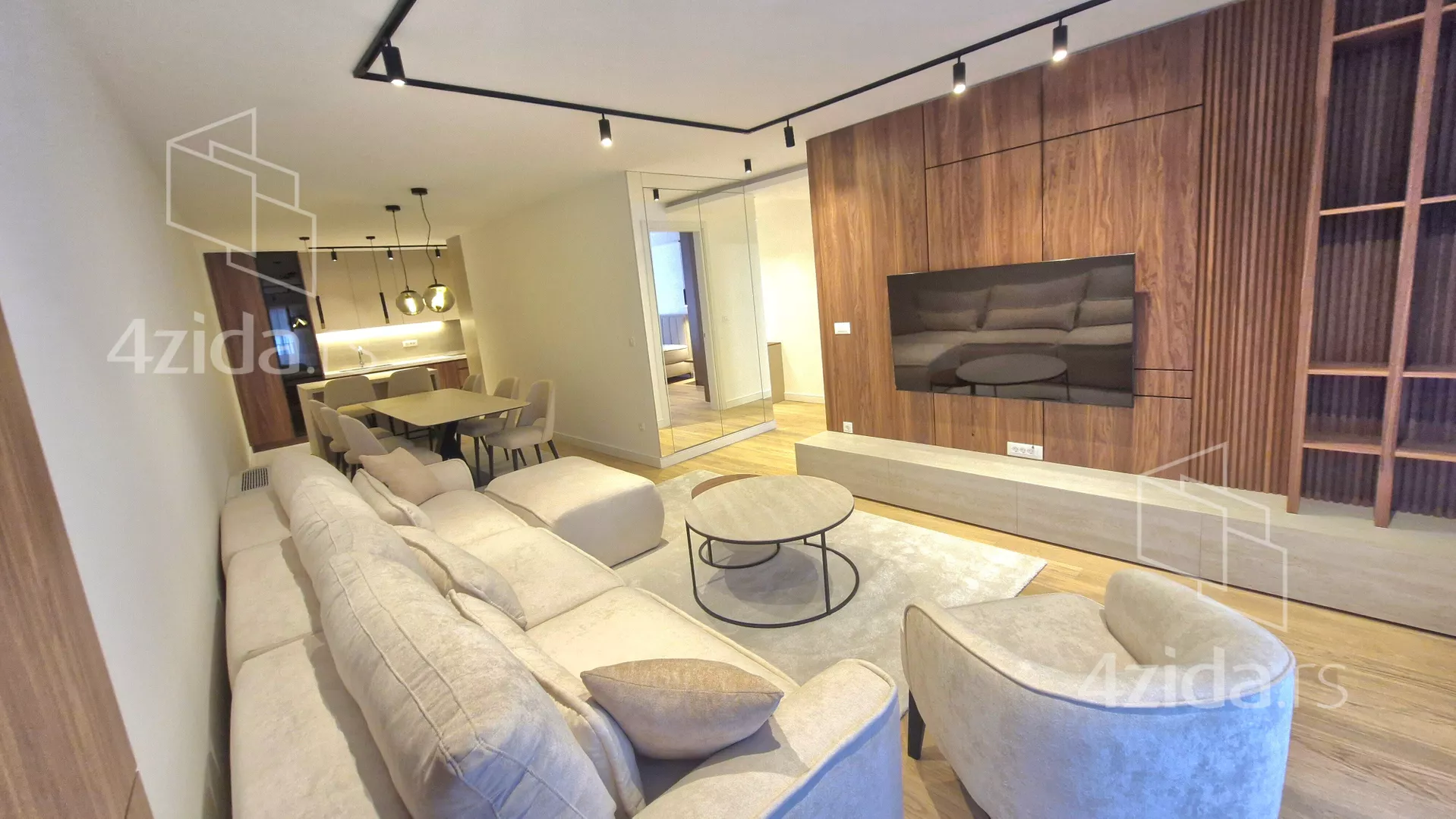 Četvorosoban stan | 4zida