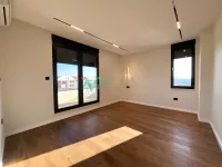 Šestosoban stan | 4zida