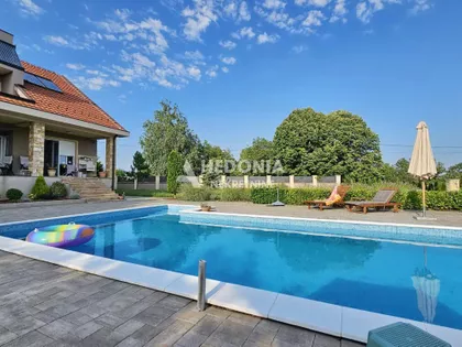 Vase Čarapića | 4zida.rs