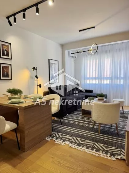 Lekino Brdo | 4zida.rs