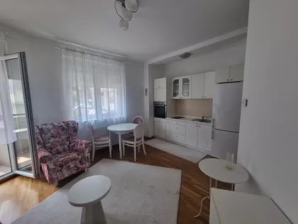 Hopovska | 4zida.rs