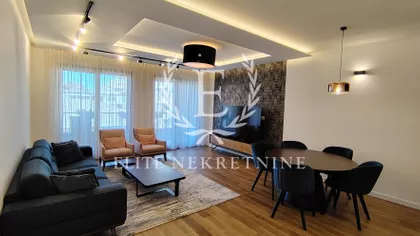 Kalenić pijaca | 4zida.rs