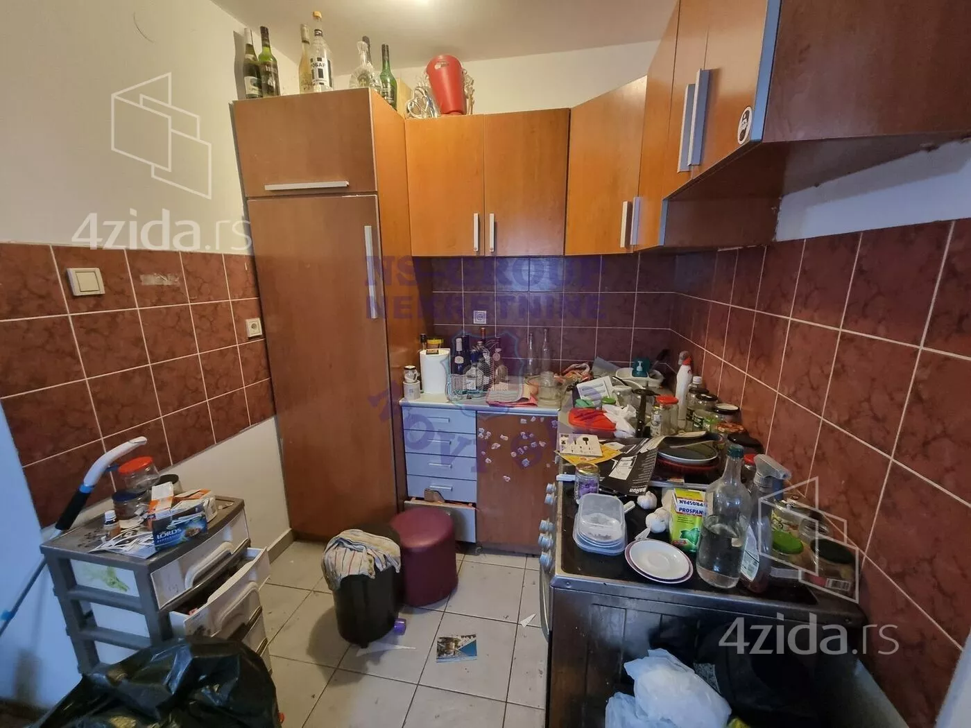 Šestosoban stan | 4zida