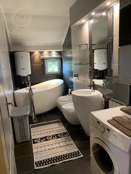 Autokomanda | 4zida.rs