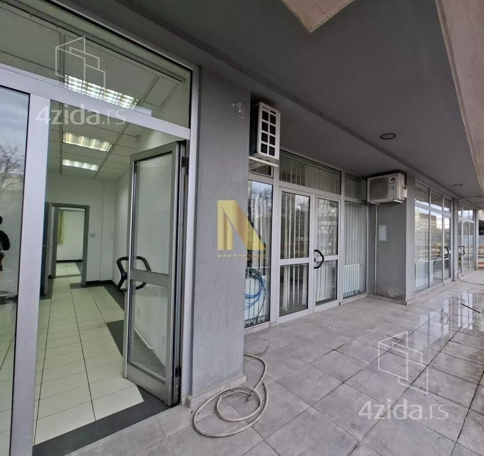 Poslovni prostor | 4zida