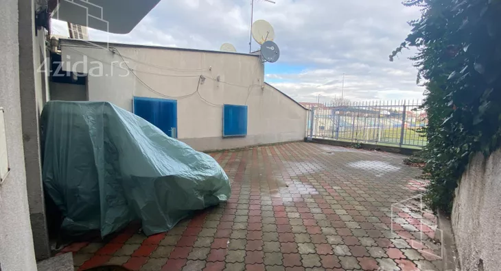Ugostiteljski objekat | 4zida