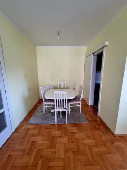 Romanijska 15 | 4zida.rs