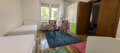 Božidarčeva 22A | 4zida.rs