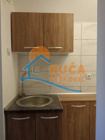 Sretena Stefanovića | 4zida.rs