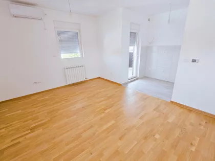 Ugrinovački Put 30 Deo 46 | 4zida.rs