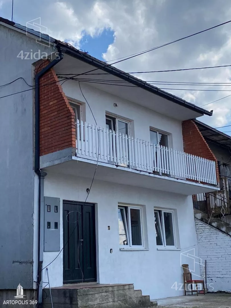 3-etažna kuća | 4zida