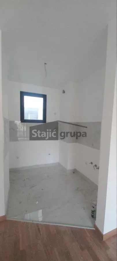 Trg mučenika | 4zida.rs