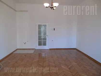 KNEZ MIHAILOVA | 4zida.rs