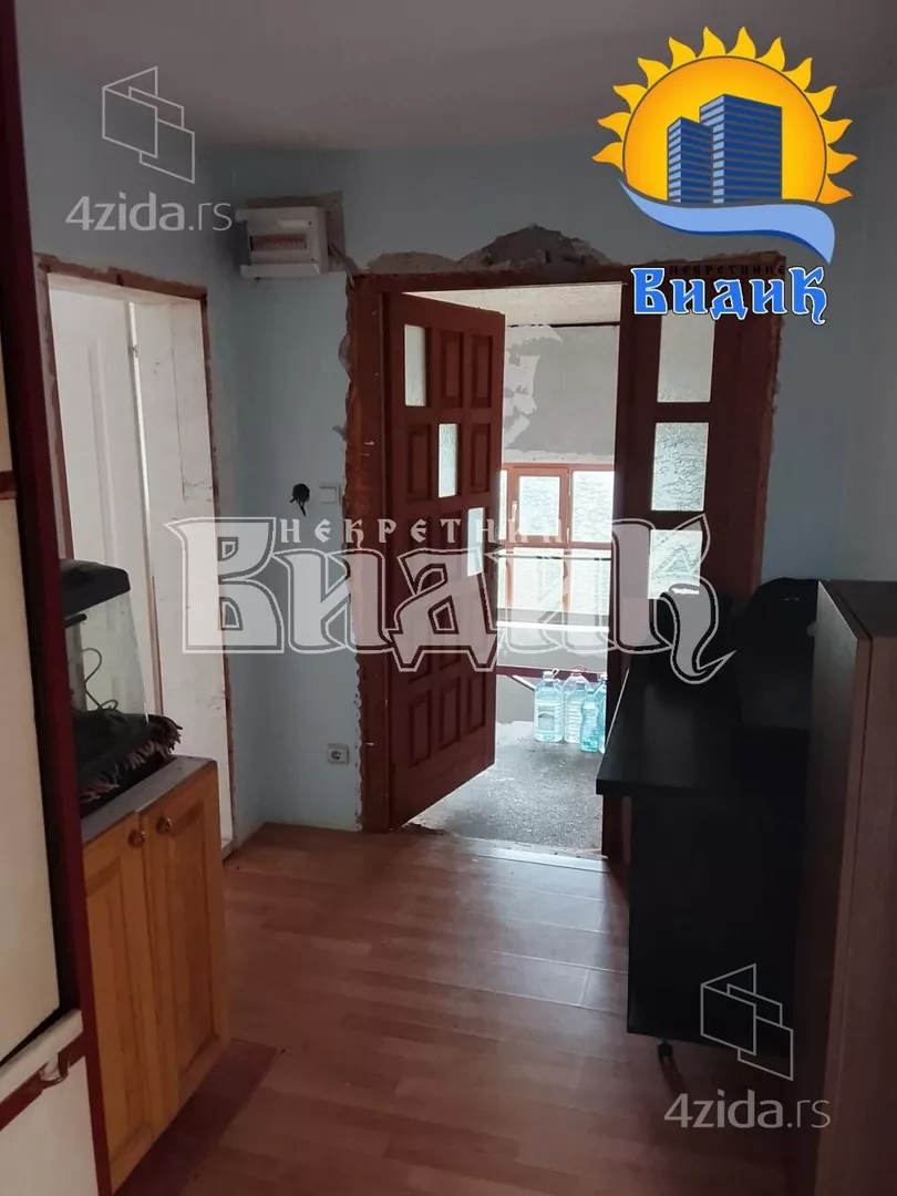 3-etažna kuća | 4zida