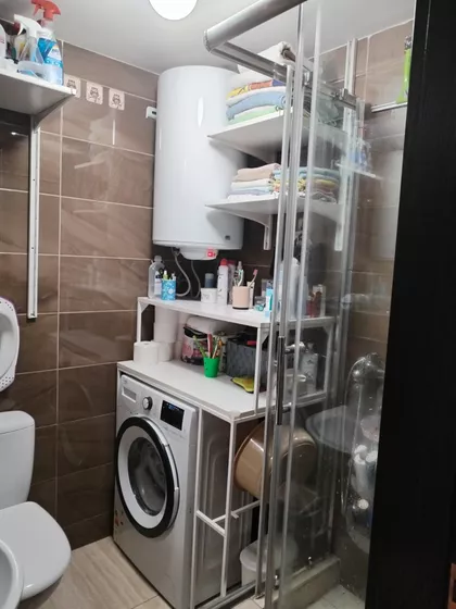 Sedamnaestog Oktobra | 4zida.rs