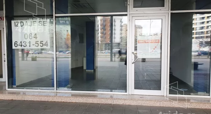 Poslovni prostor | 4zida