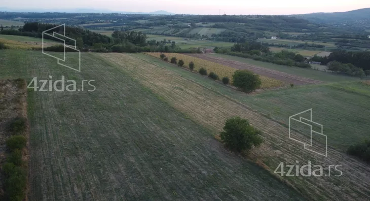 Građevinsko zemljište | 4zida