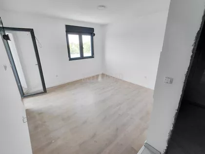 Popova bara nova 14 | 4zida.rs