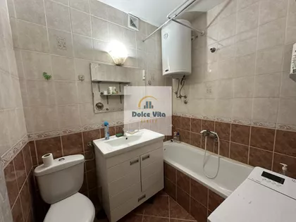 Darinke Radović | 4zida.rs