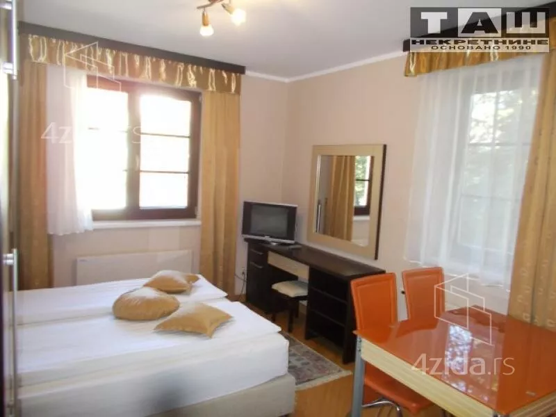 Ugostiteljski objekat | 4zida