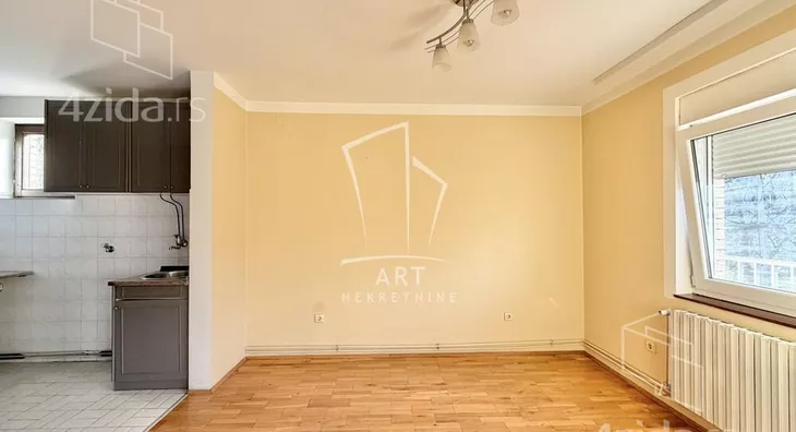 4-etažna kuća | 4zida