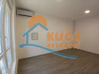 Lokal | 4zida