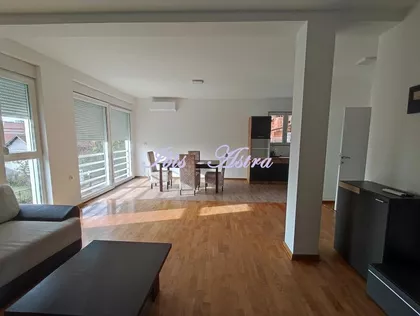 Ruže Jovanović | 4zida.rs