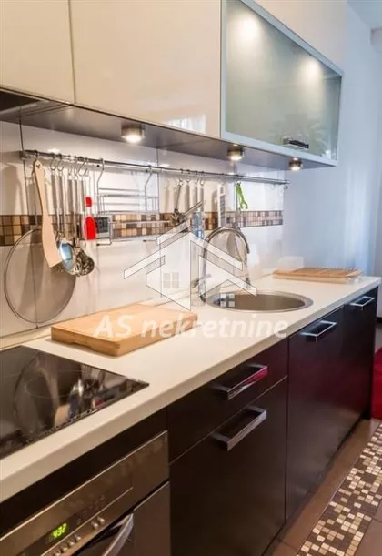 Trg Republike | 4zida.rs