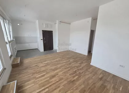 Vašarište | 4zida.rs