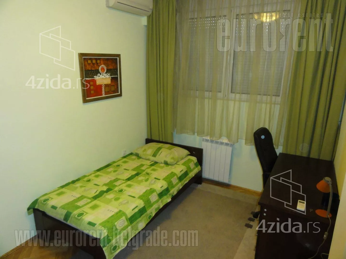 Četvoroiposoban stan | 4zida