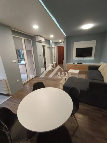 Gundulićeva | 4zida.rs