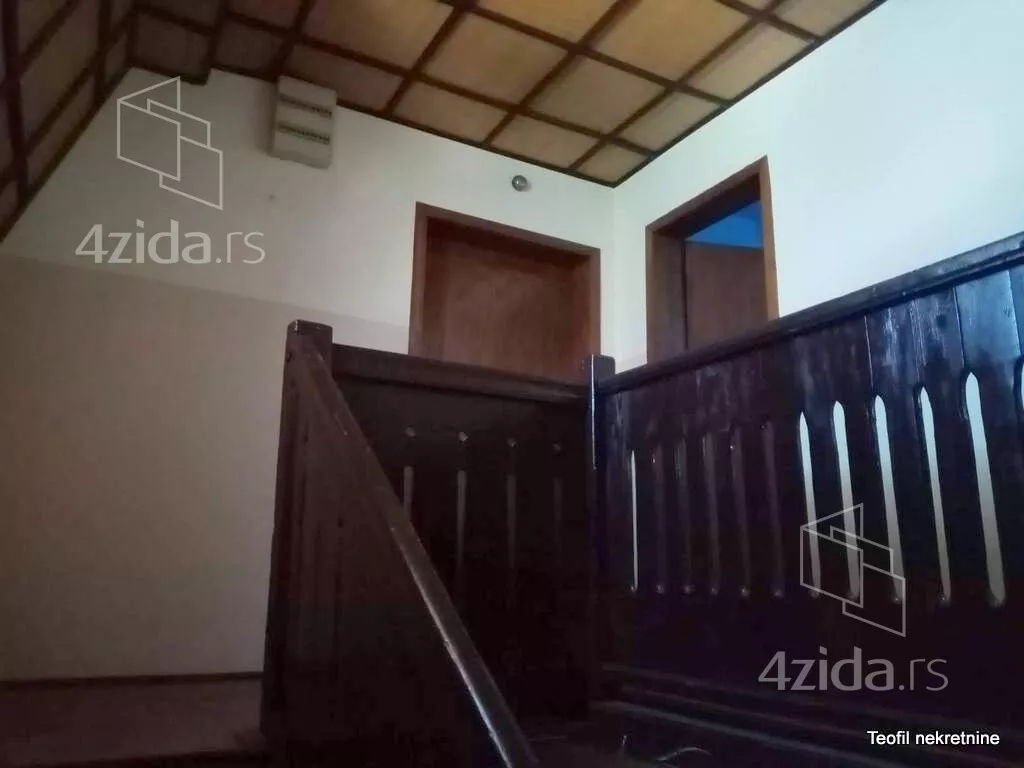 3-etažna kuća | 4zida