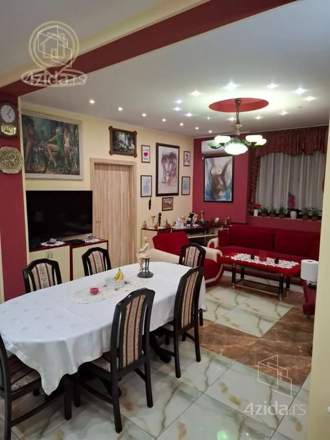 Kuća | 4zida