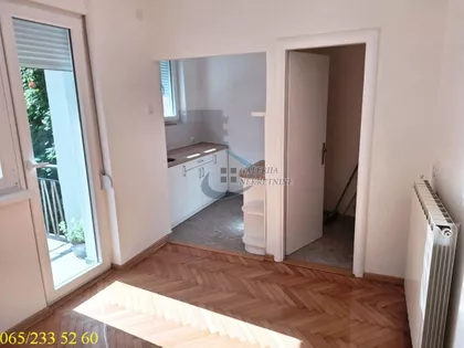 Cara Uroša | 4zida.rs