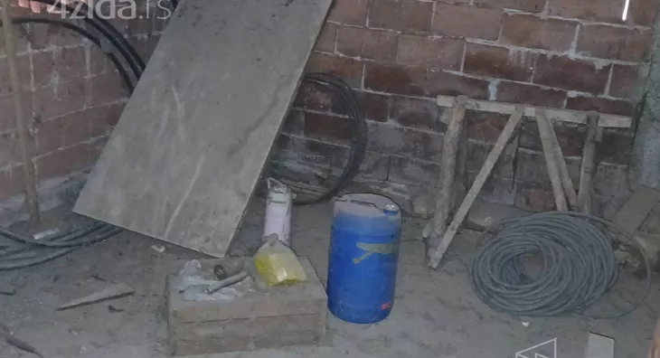 3-etažna kuća | 4zida