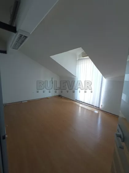 Bulevar 12. februar | 4zida.rs