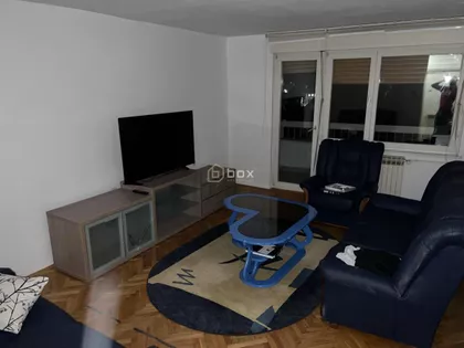 Dom Zdravlja | 4zida.rs