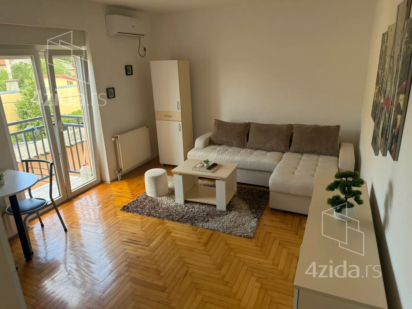Garsonjera | 4zida