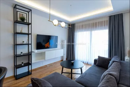 Crveni Krst Vračar | 4zida.rs