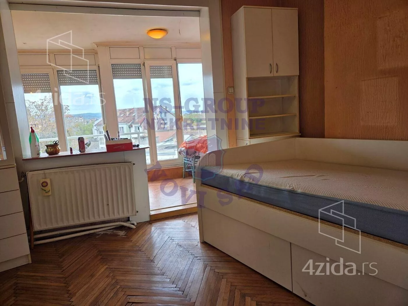 Troiposoban stan | 4zida