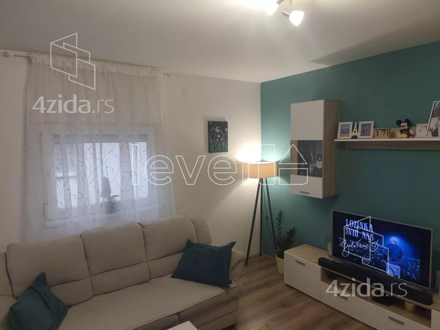 Jednoiposoban stan | 4zida