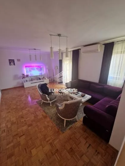 Mihajla Valtrovića | 4zida.rs