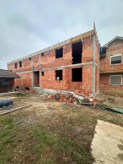 Jakovački Kormadin 13 | 4zida.rs