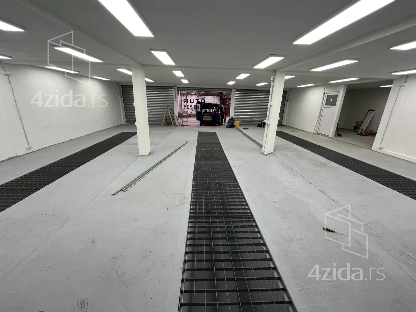 Poslovni prostor | 4zida