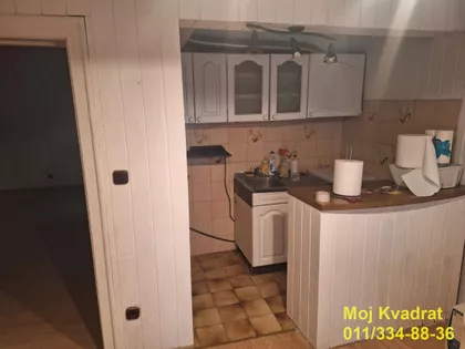 Gvozdićeva | 4zida.rs