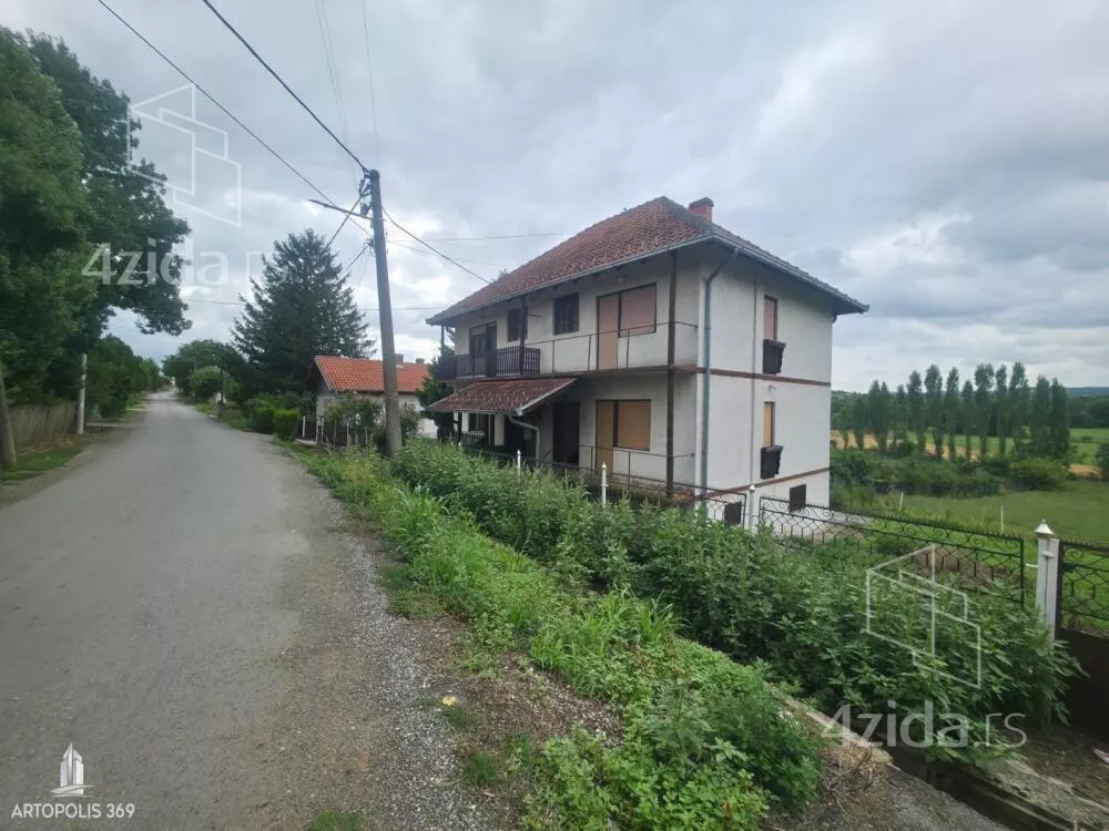 3-etažna kuća | 4zida
