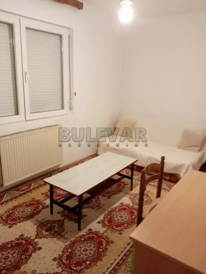 Triglavska | 4zida.rs