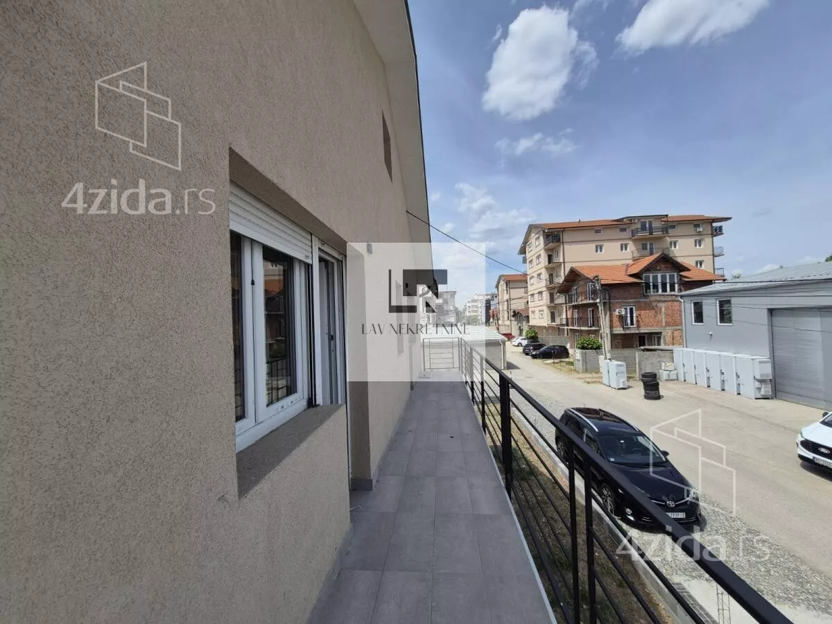 Kuća | 4zida